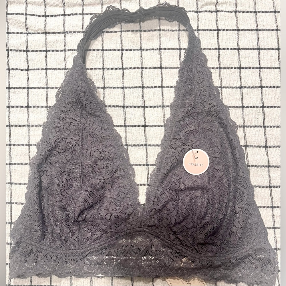 Forever 21 Lingerie- Grey Lace Halter Bralette Size M NWT